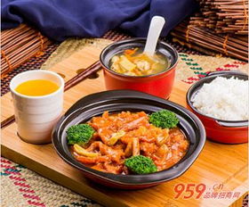 阿宏快餐 開啟砂鍋飯事業(yè)，酒店管理經(jīng)驗(yàn)助力低門檻投資